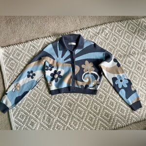 Hollister Cropped Floral Mushroom Button Down Cardigan
